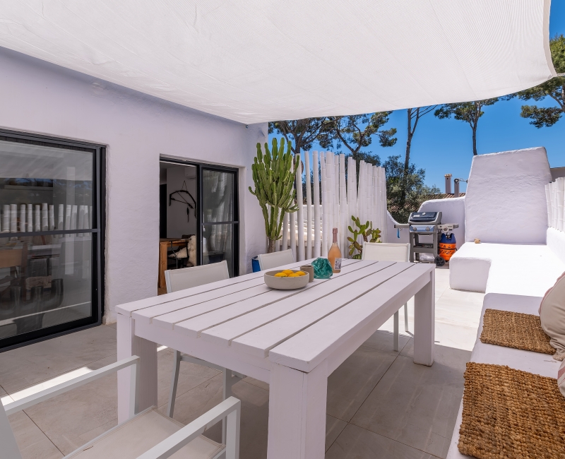 For sale in Portals Nous - Stylish home with superb outdoor space 