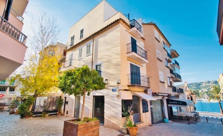For sale - Centrally located Townhouse in Port Andratx
