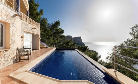 For sale - Mediterranean style villa in idyllic location 