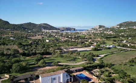 For sale - Charming Finca with superb panoramic port views 